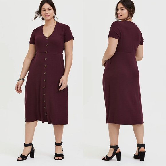 torrid Dresses & Skirts - NEW TORRID Burgundy Ribbed Button Midi Dress 4X